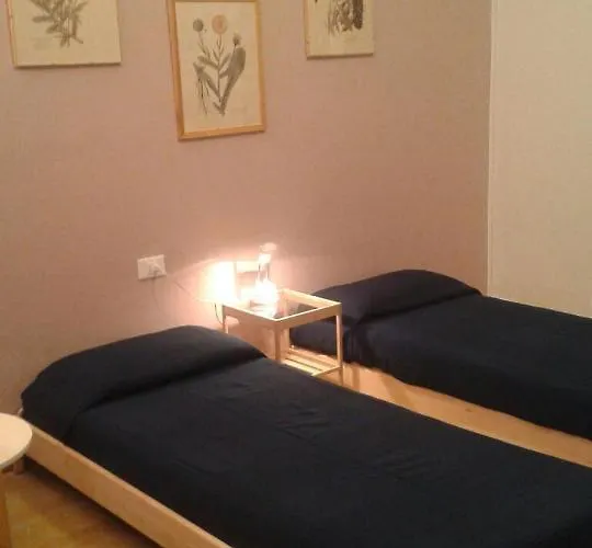 ベッド・アンド・ブレックファスト Fiore Delle Valli コマッキオ