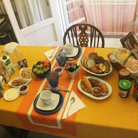 Couette-café Fiore Delle Valli *